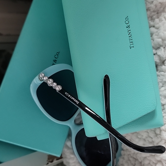 Tiffany's & Co. Sunglasses - Picture 4 of 5